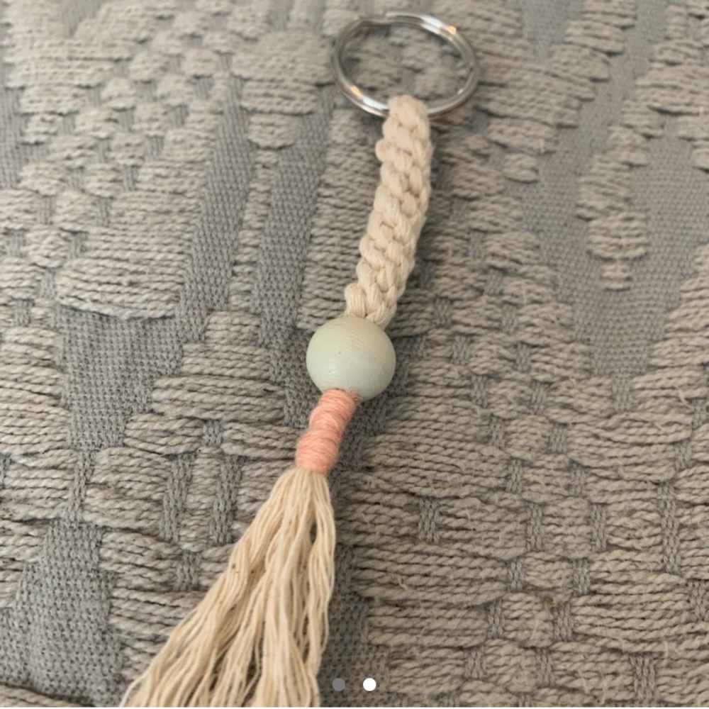Handmade Macrame Keychain - Picture 2 of 2